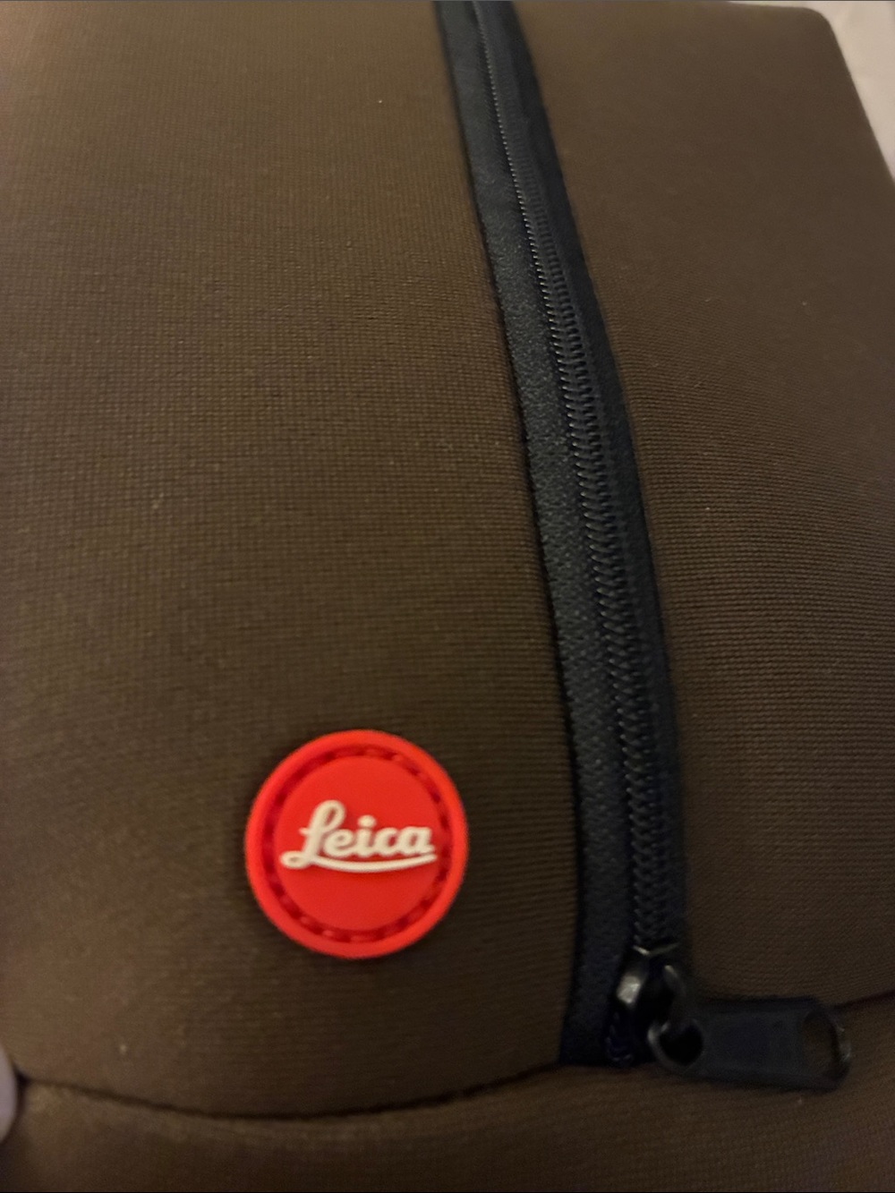 Leica Brown Camera Carry Case with Black Zip and Red Logo - Picture 2 of 4